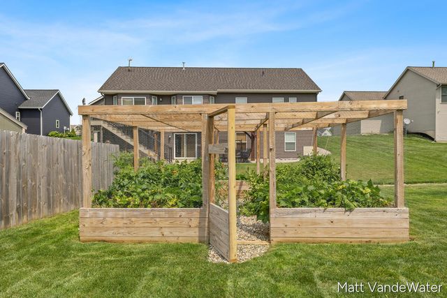 3501 Tearose Drive, Hudsonville, MI 49426