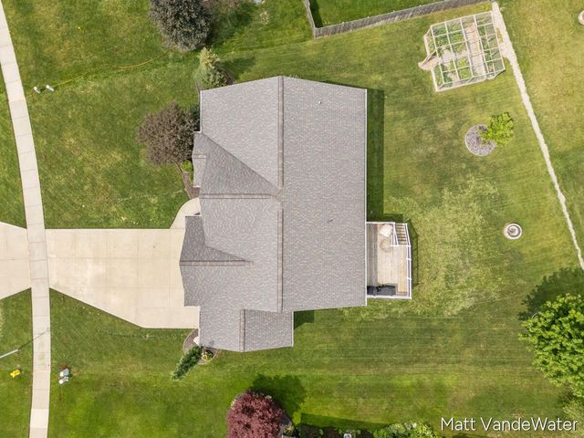 3501 Tearose Drive, Hudsonville, MI 49426
