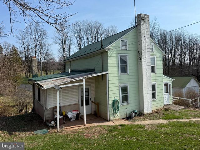 88 KREMP RD, Mohnton, PA 19540