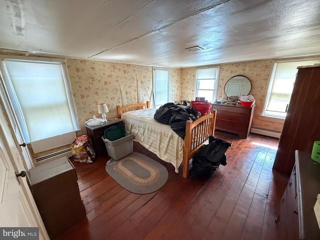 88 KREMP RD, Mohnton, PA 19540