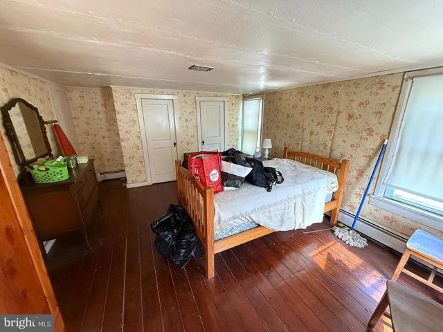 88 KREMP RD, Mohnton, PA 19540