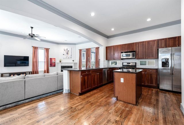 5723 Petty Street, Houston, TX 77007