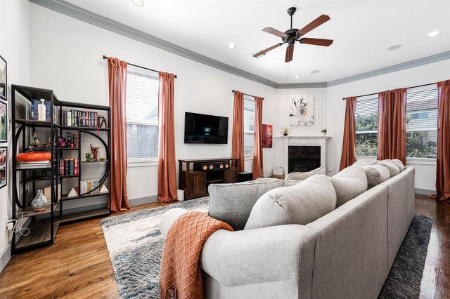 5723 Petty Street, Houston, TX 77007