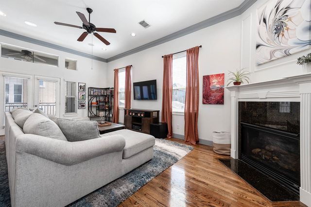 5723 Petty Street, Houston, TX 77007