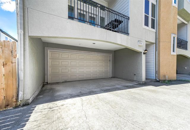 5723 Petty Street, Houston, TX 77007