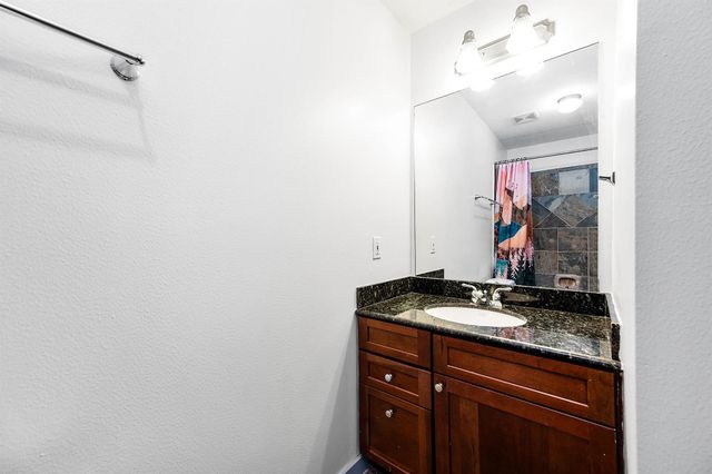 5723 Petty Street, Houston, TX 77007