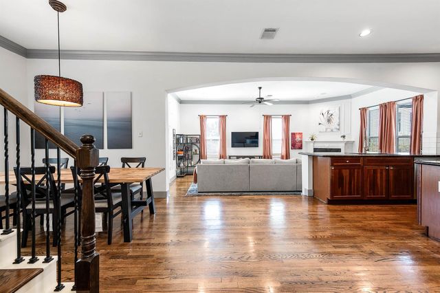 5723 Petty Street, Houston, TX 77007