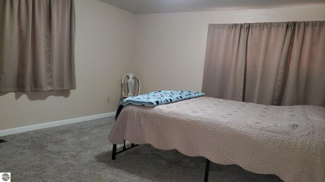 125 Park Drive, Alma, MI 48801