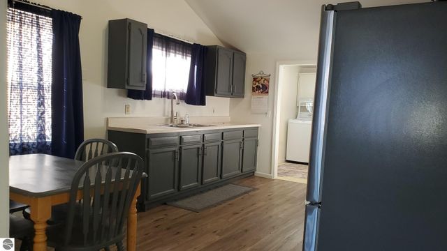 125 Park Drive, Alma, MI 48801