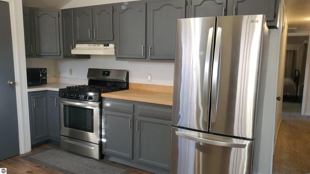 125 Park Drive, Alma, MI 48801