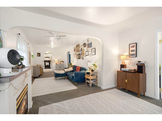 527 Cowan St, Fort Collins, CO 80524