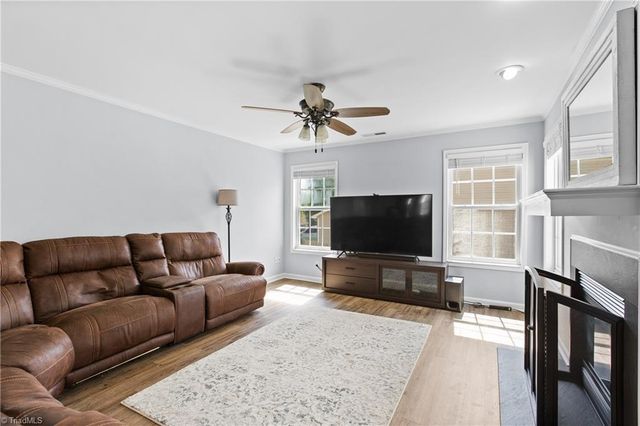 5460 Angel Oaks Drive, Winston-salem, NC 27105