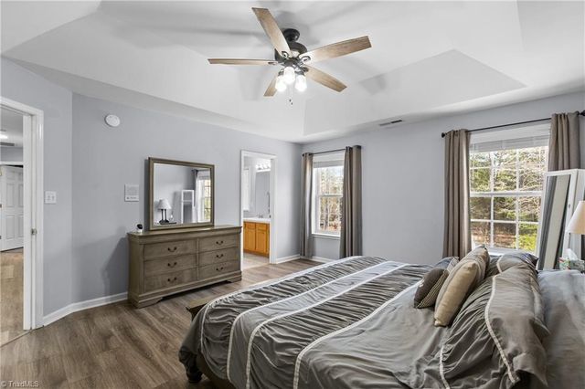 5460 Angel Oaks Drive, Winston-salem, NC 27105