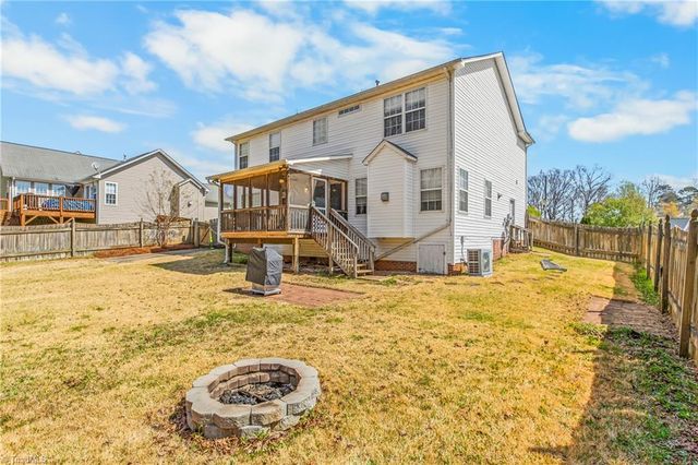 5460 Angel Oaks Drive, Winston-salem, NC 27105