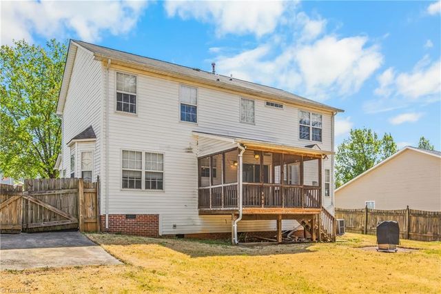 5460 Angel Oaks Drive, Winston-salem, NC 27105