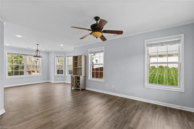 5460 Angel Oaks Drive, Winston-salem, NC 27105