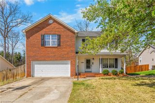 5460 Angel Oaks Drive, Winston-salem, NC 27105