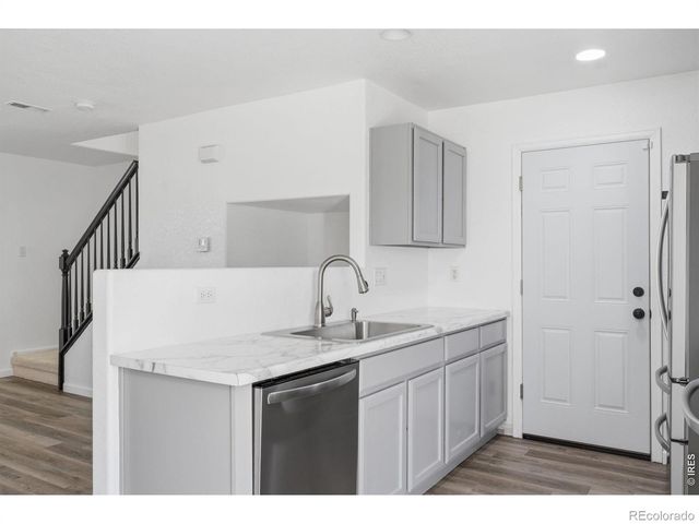 10657 Forester Place, Longmont, CO 80504