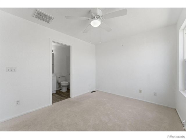 10657 Forester Place, Longmont, CO 80504