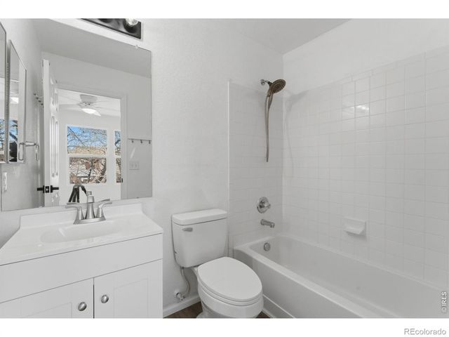 10657 Forester Place, Longmont, CO 80504