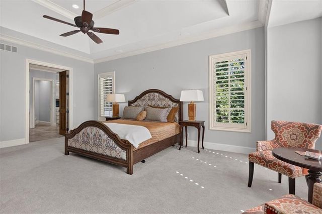 200 Hever Knoll Street, Loch Lloyd, MO 64012