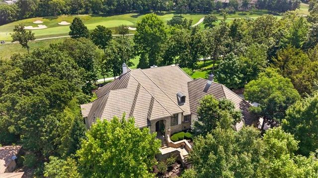 200 Hever Knoll Street, Loch Lloyd, MO 64012