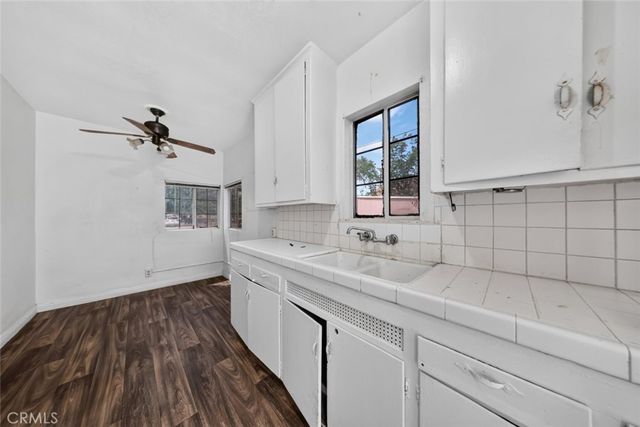938 E 2nd Street A, San Bernardino, CA 92408