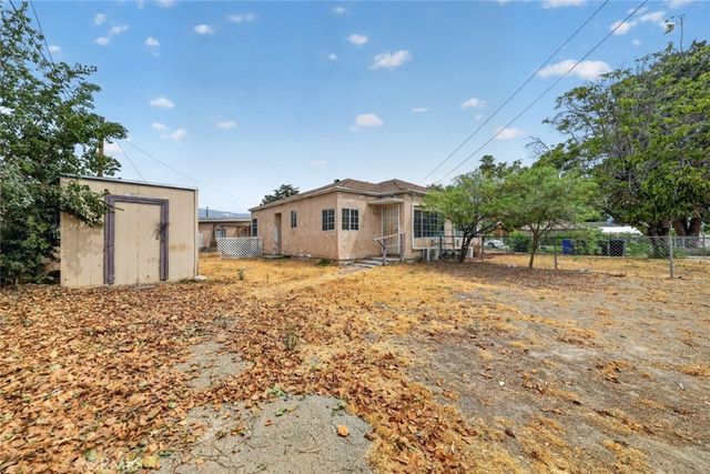 938 E 2nd Street A, San Bernardino, CA 92408