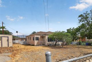 938 E 2nd Street A, San Bernardino, CA 92408