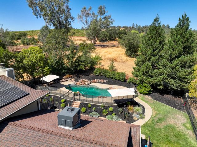 7945 Callison Rd, Penryn, CA 95663