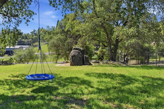 7945 Callison Rd, Penryn, CA 95663