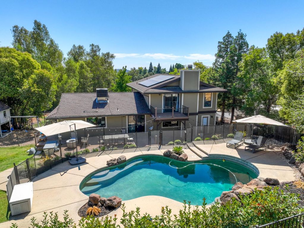 7945 Callison Rd, Penryn, CA 95663