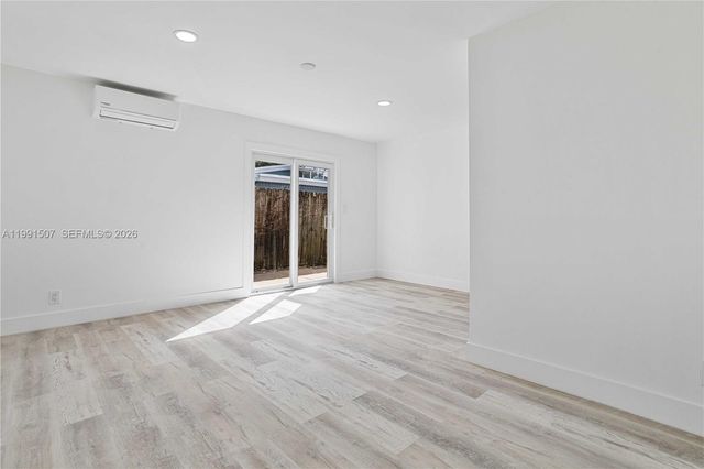 4157 SW 49th Ct, Dania Beach, FL 33314