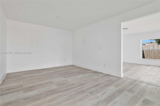 4157 SW 49th Ct, Dania Beach, FL 33314