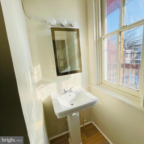 123 S 14TH ST, Harrisburg, PA 17104