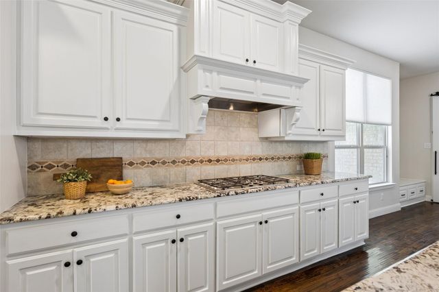 4664 Maverick Way, Carrollton, TX 75010