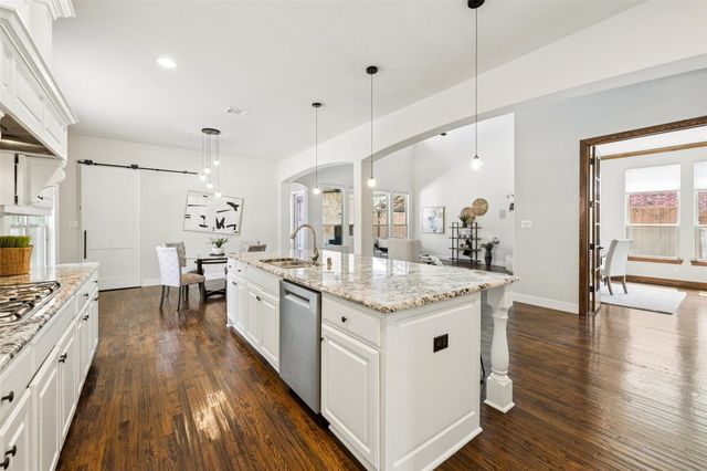4664 Maverick Way, Carrollton, TX 75010