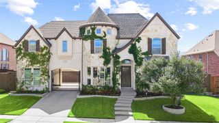 4664 Maverick Way, Carrollton, TX 75010