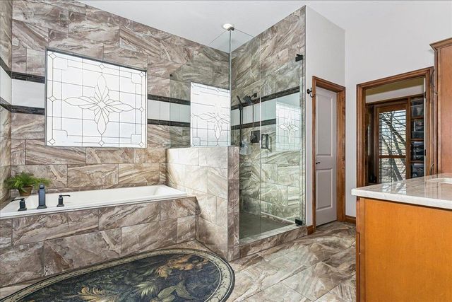 4054 N Stone Barn St, Maize, KS 67101