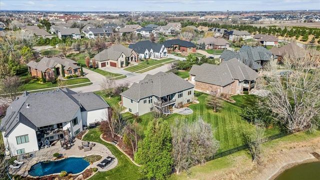 4054 N Stone Barn St, Maize, KS 67101