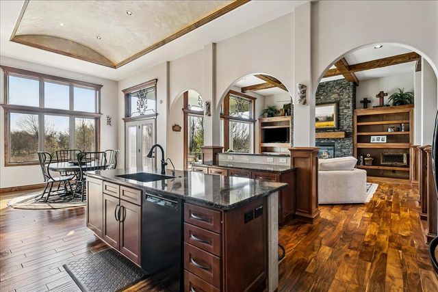 4054 N Stone Barn St, Maize, KS 67101