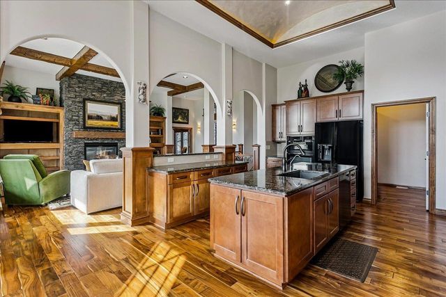 4054 N Stone Barn St, Maize, KS 67101