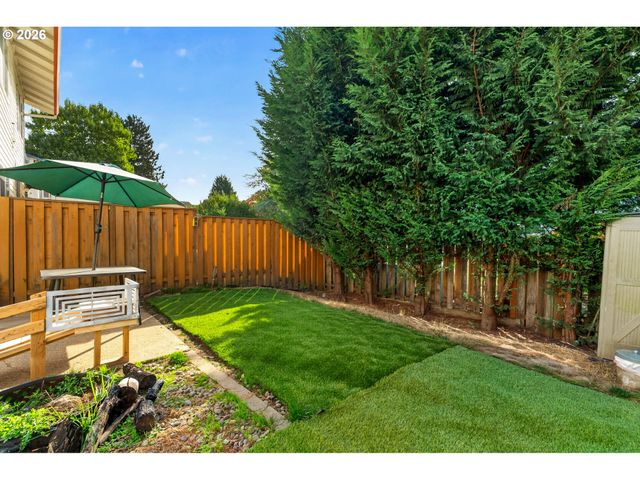 4274 Se OAK St, Hillsboro, OR 97123