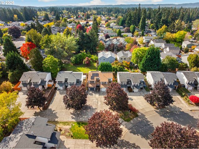 4274 Se OAK St, Hillsboro, OR 97123
