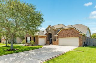 2502 Brittany Lakes Drive, League City, TX 77573
