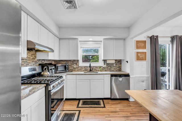 239 Cape May Avenue, Bayville, NJ 08721