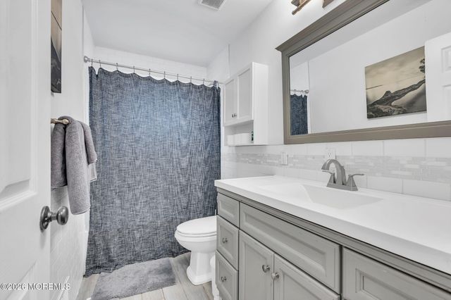 239 Cape May Avenue, Bayville, NJ 08721