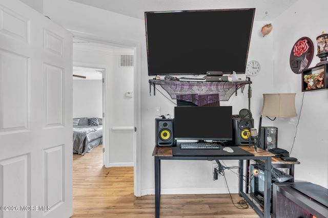 239 Cape May Avenue, Bayville, NJ 08721