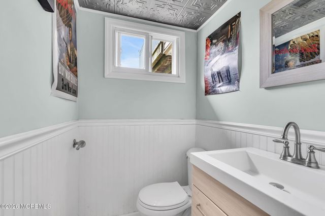 239 Cape May Avenue, Bayville, NJ 08721