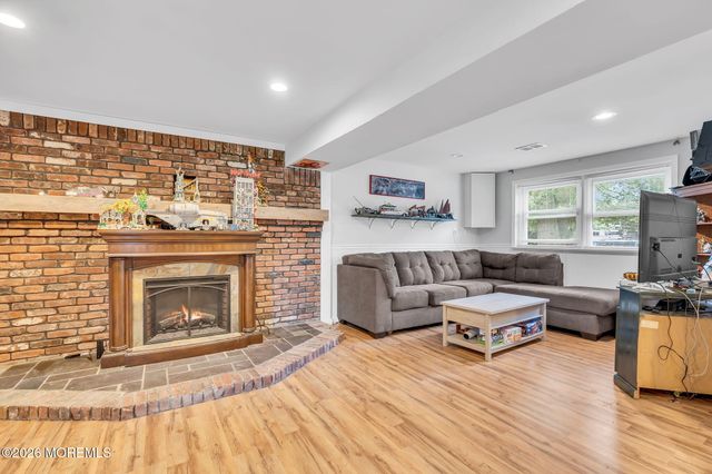 239 Cape May Avenue, Bayville, NJ 08721